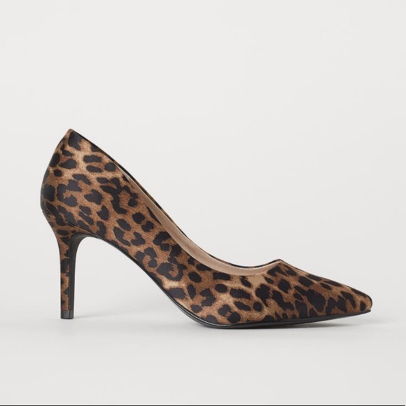 H&M Shoes - H&M Leopard Print Pumps